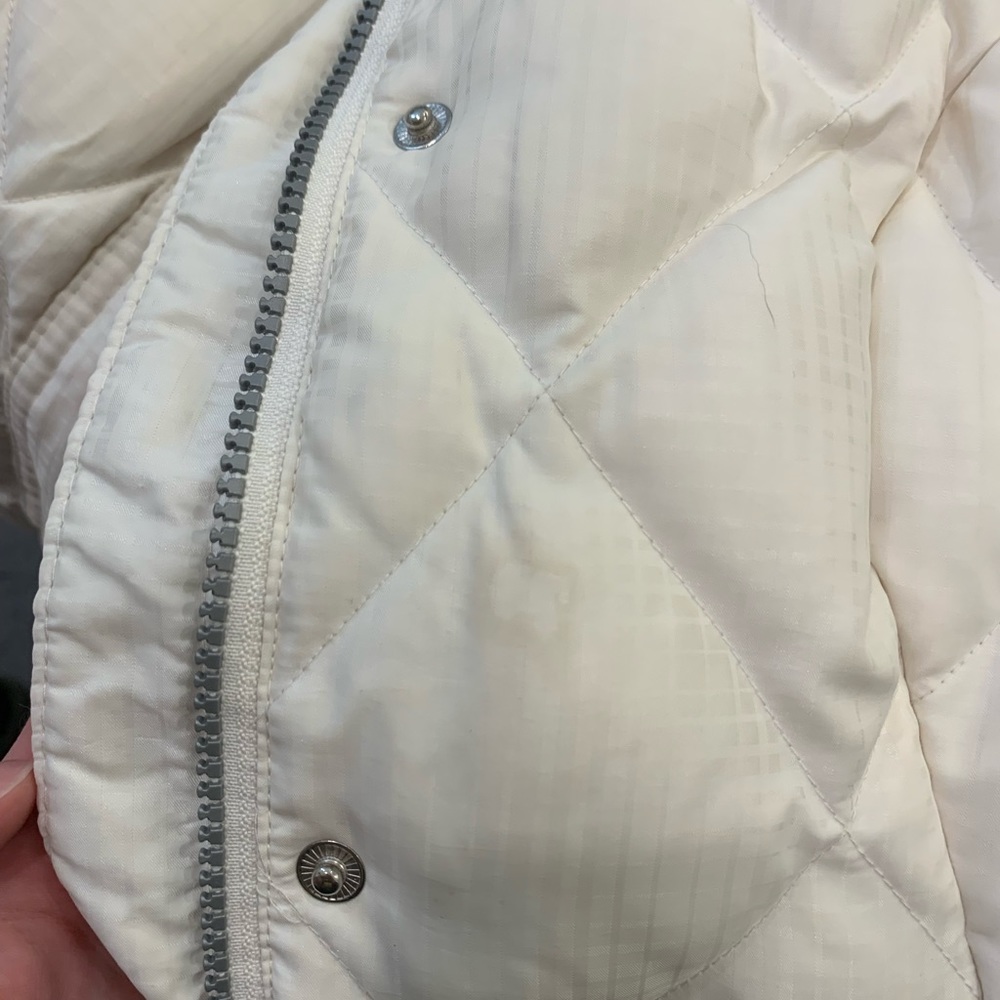 Puffer Vest - Picture 4 of 4